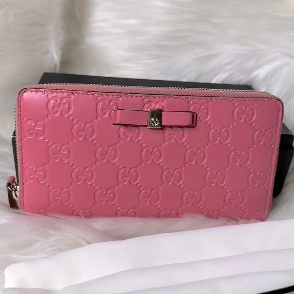 💯 Authentic Guccissima Long Zipped Wallet 🍀
